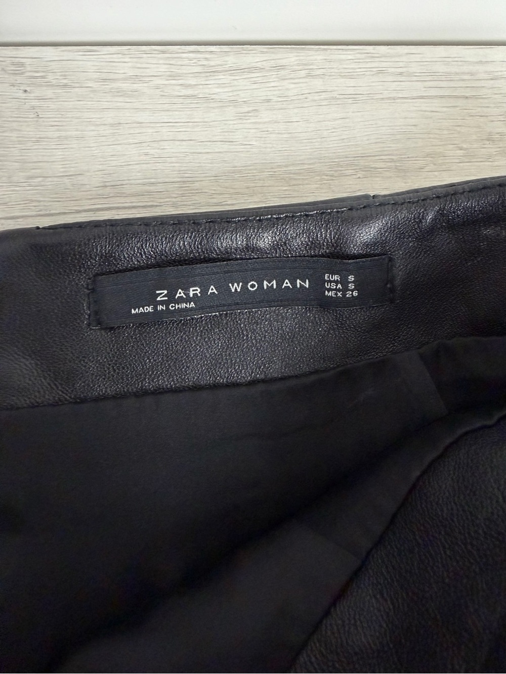 ZARA Woman Genuine Lambskin Leather Mini Skirt – Black | Size Small - Picture 6 of 9